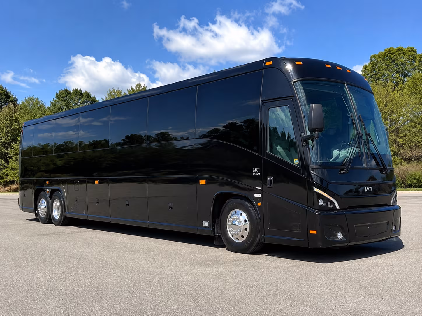 shuttle guests from denver international airport to loveland without the caravan