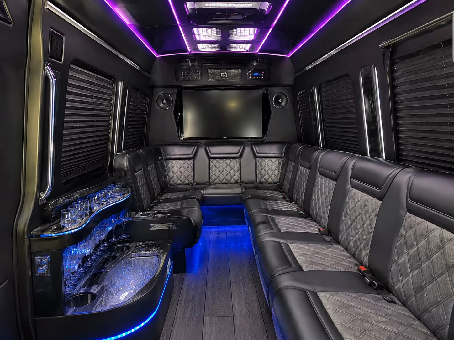 what makes lovelandcharterbusservices com the smart way to book loveland wedding transportation